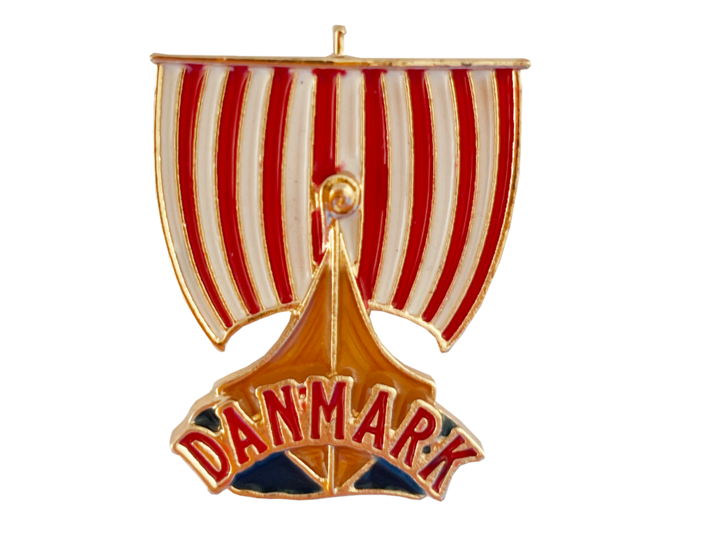 Pin Vikingship