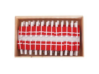 48 Large Sized Pegs With Flags In Box