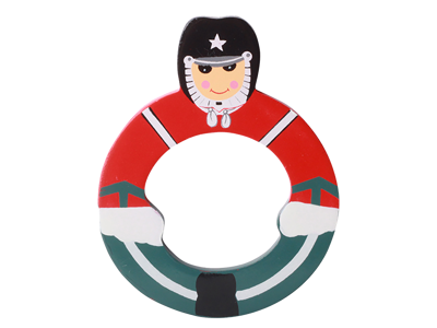 Wooden Letter Guard O