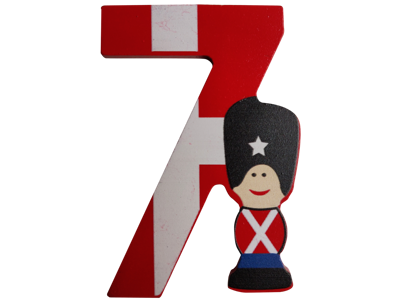 Wooden Number Guardsman And Flag 7